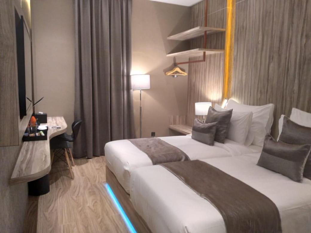 De Paris Hotel Medan Ngoại thất bức ảnh