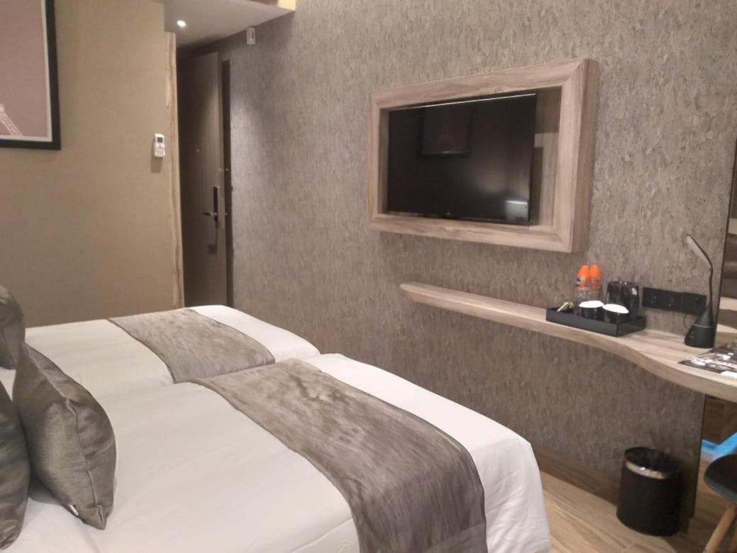 De Paris Hotel Medan Ngoại thất bức ảnh