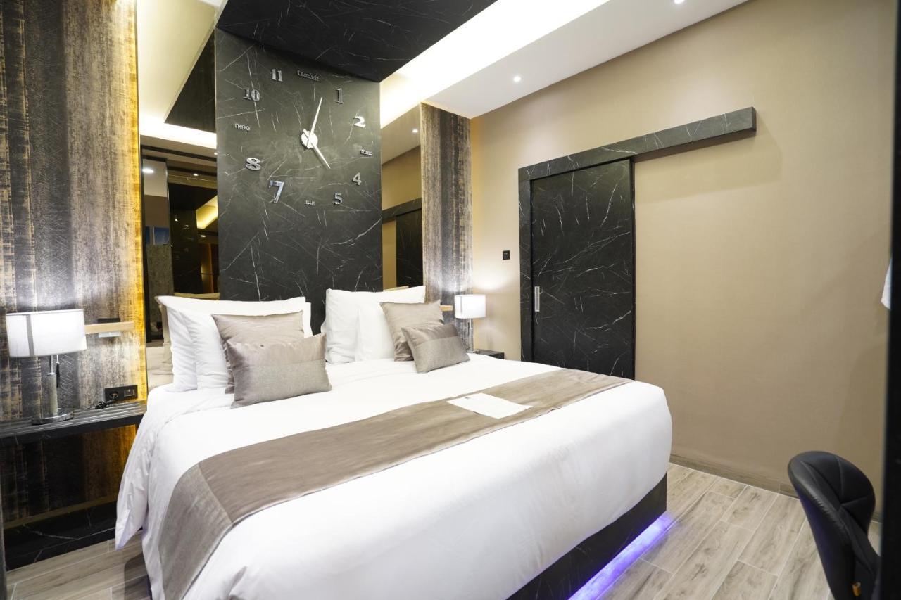 De Paris Hotel Medan Ngoại thất bức ảnh