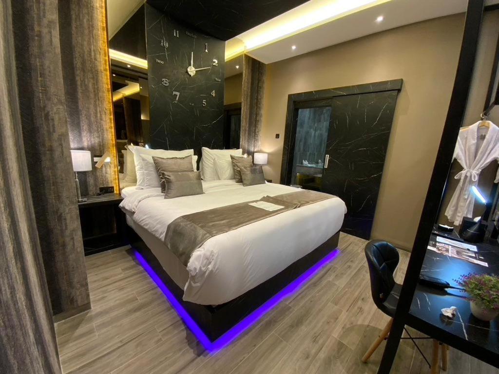 De Paris Hotel Medan Ngoại thất bức ảnh