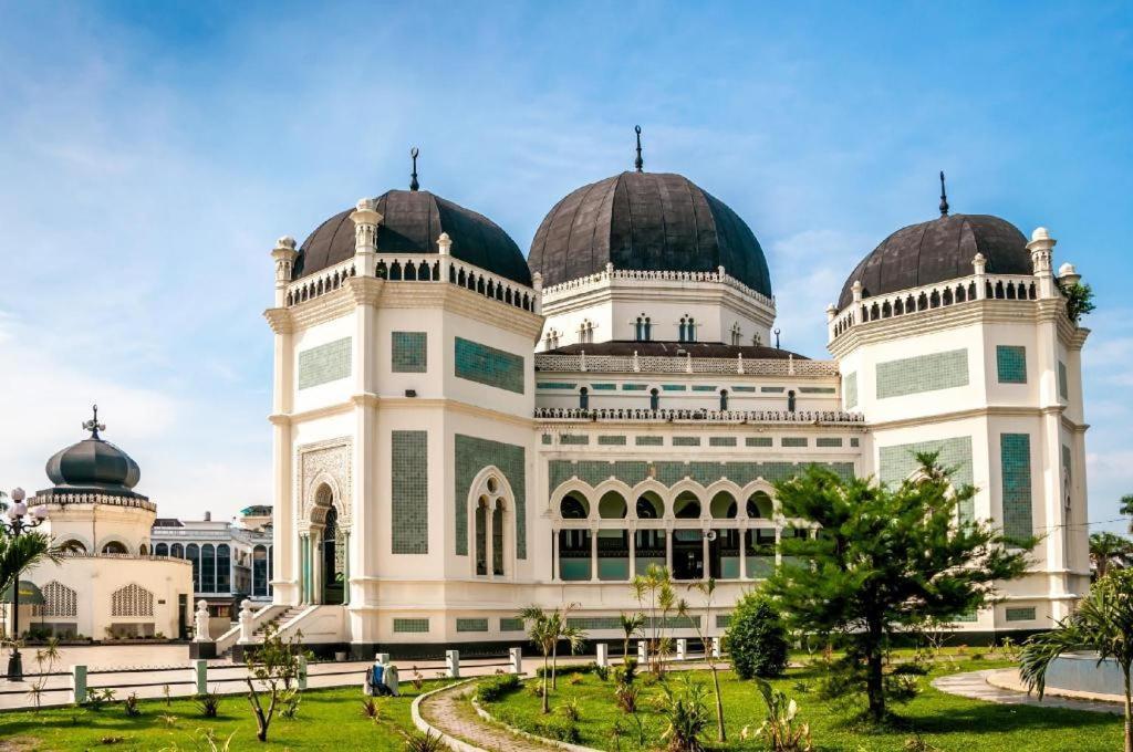 De Paris Hotel Medan Ngoại thất bức ảnh