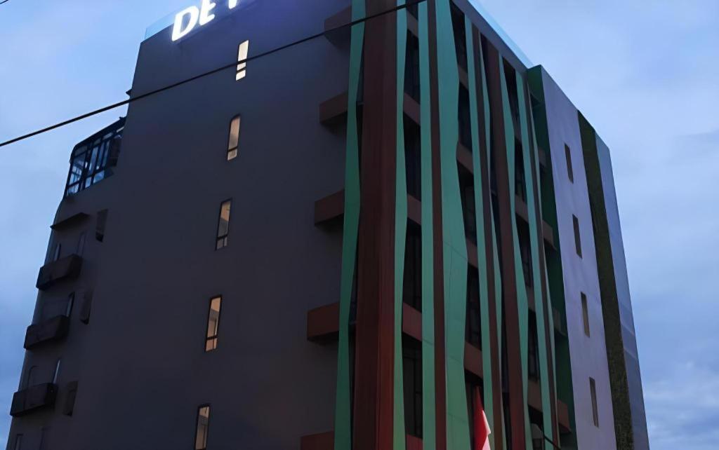 De Paris Hotel Medan Ngoại thất bức ảnh